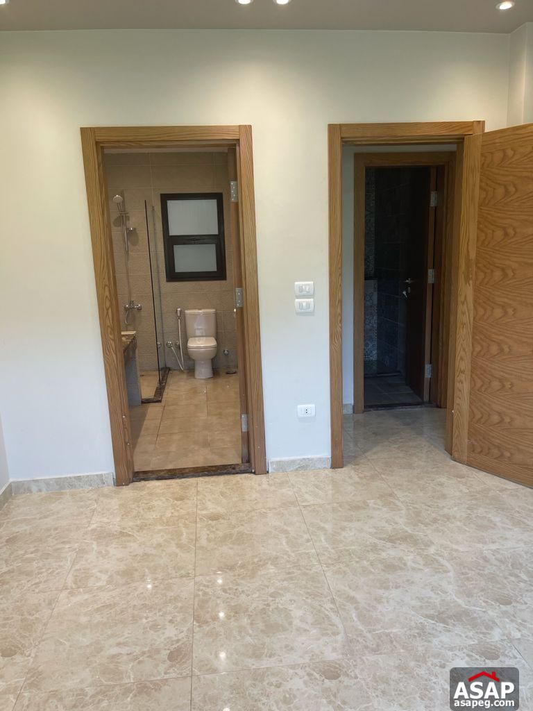 Semi Furnished Apartment for Rent in Eastown