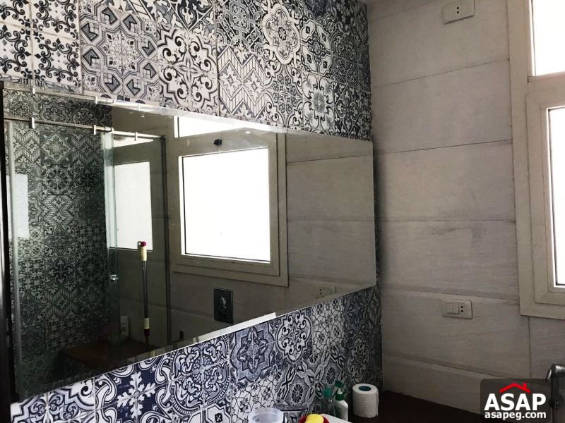 Apartment with Garden View for Sale in Park View - New Cairo Apartment with Garden View for Sale in Park View - New Cairo