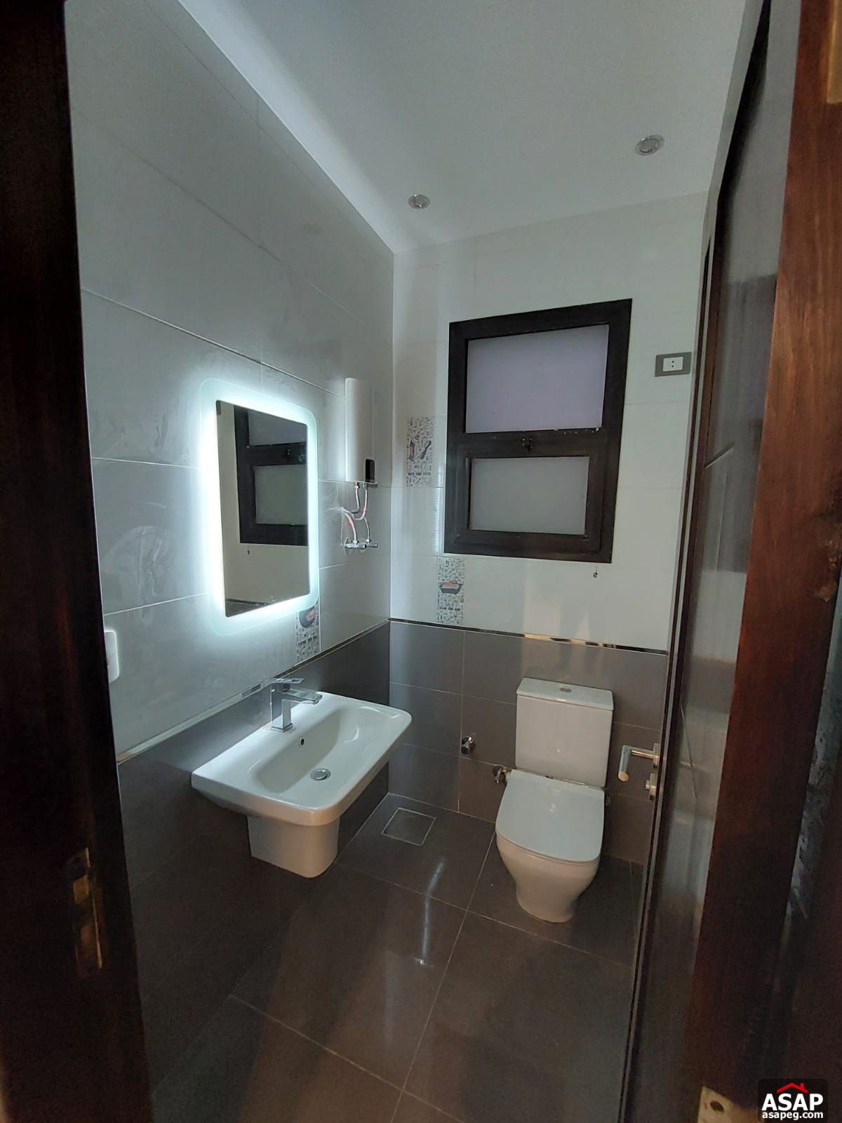 Apartment for Rent in Eastown Compound Apartment for Rent in Eastown Compound