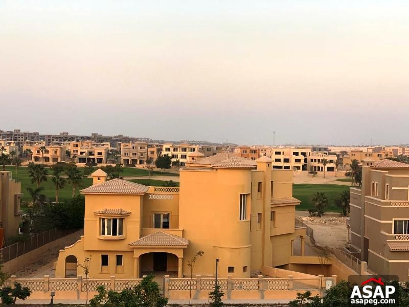 Town House with Golf View in Palm Hills - 6 October