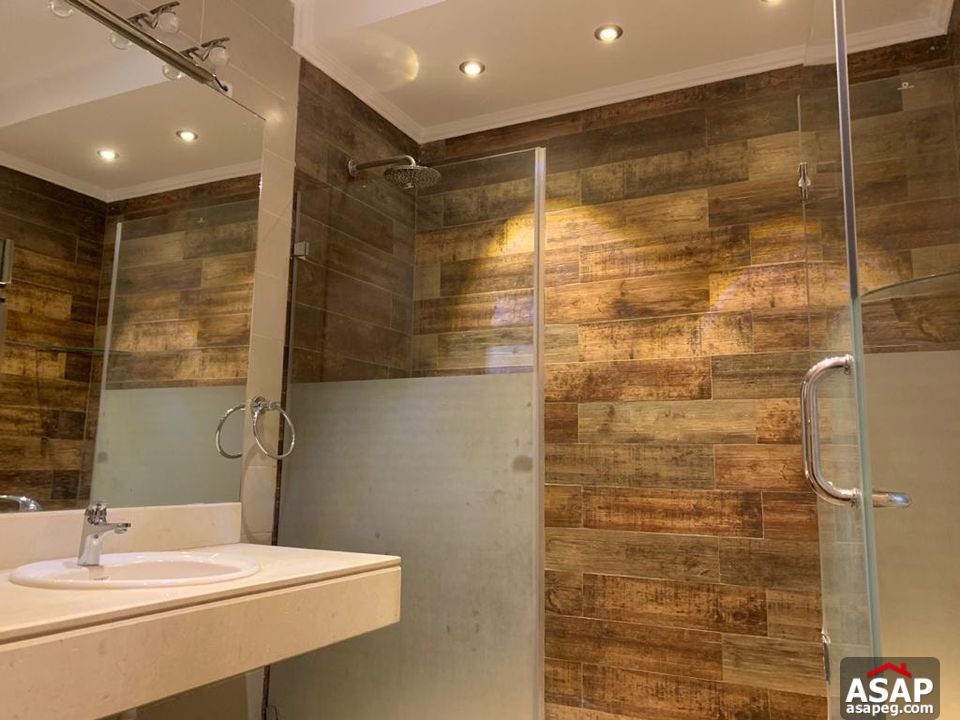 Ground Floor for Rent in the Village