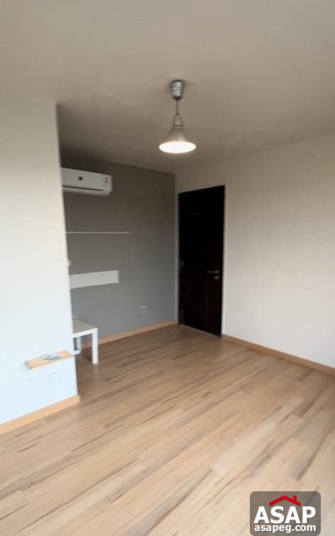 Triplex for Rent in Eastown Compound Triplex for Rent in Eastown Compound