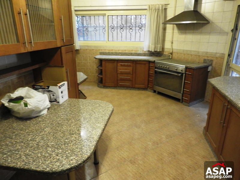 Apartment with Garden in Maadi for Rent