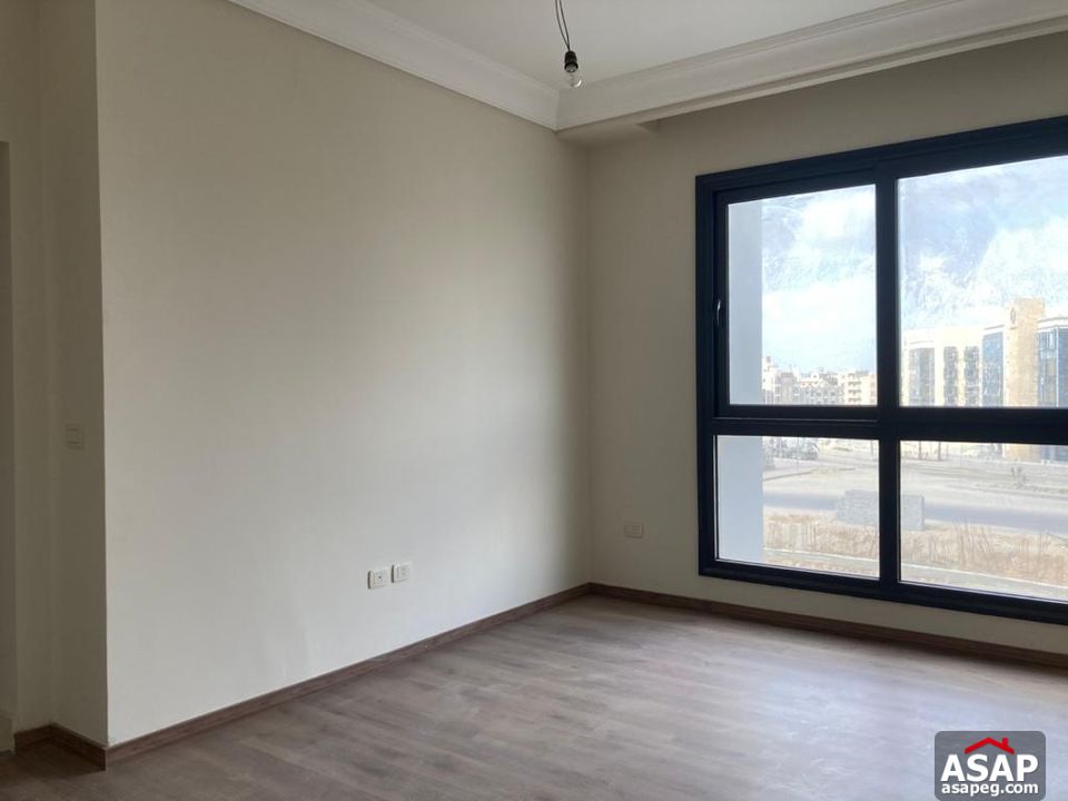 Apartment for Rent in Patio 7 Compound