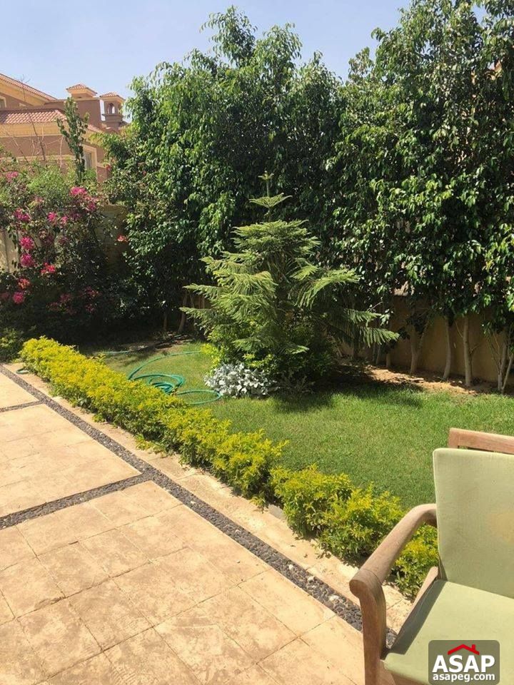 For Rent Twin House in Les Rois Compound For Rent Twin House in Les Rois Compound