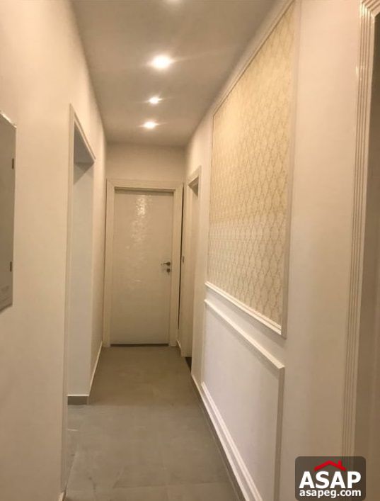 Apartment for Sale in Courtyard Compound Apartment for Sale in Courtyard Compound