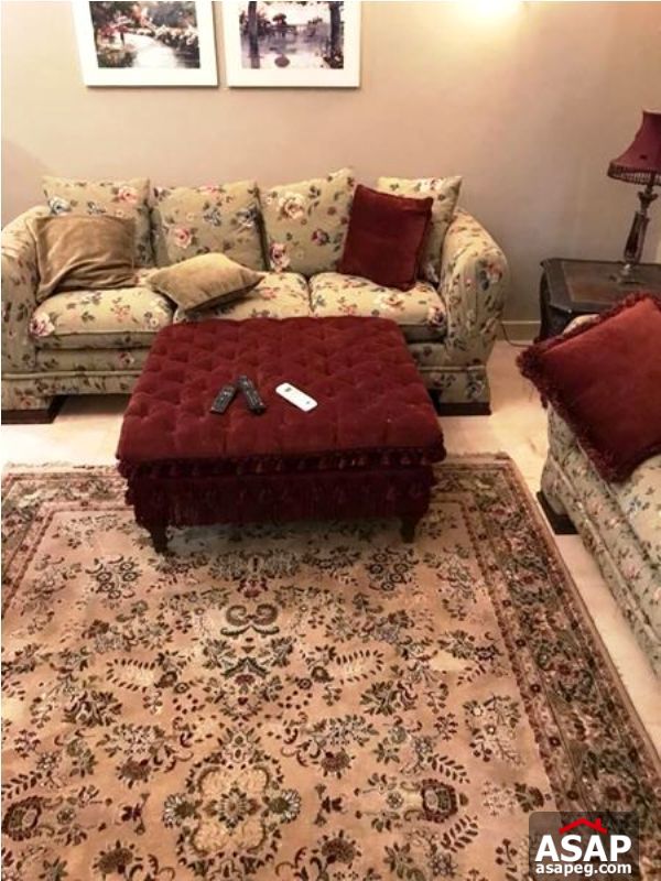 Apartment for Rent in the Village