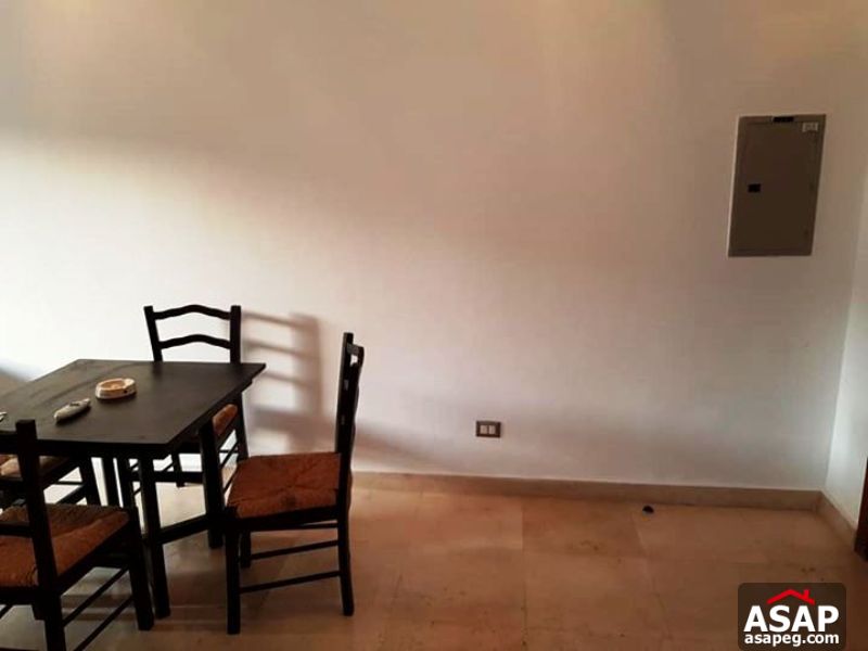 Studio with Garden for Rent in Village Gate Studio with Garden for Rent in Village Gate