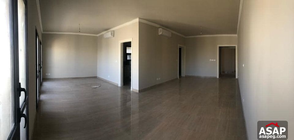 Apartment with Terrace for Rent in Eastown Apartment with Terrace for Rent in Eastown