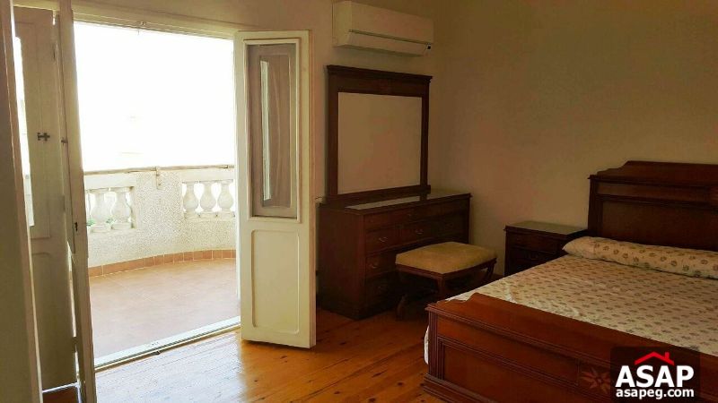 Apartment with Balcony for Rent in Beverly Hills Apartment with Balcony for Rent in Beverly Hills