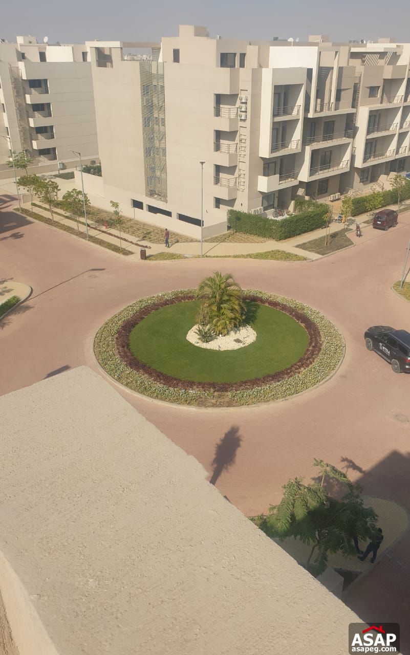 Penthouse for Rent in Fifth Square Penthouse for Rent in Fifth Square