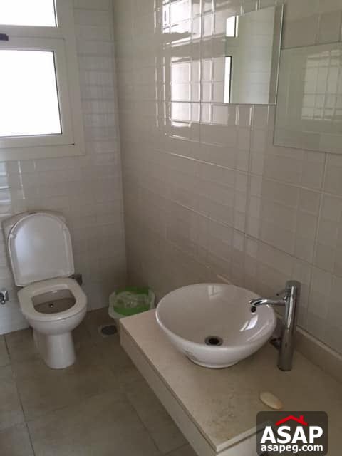 Penthouse for Sale in the Village Palm Hills Penthouse for Sale in the Village Palm Hills