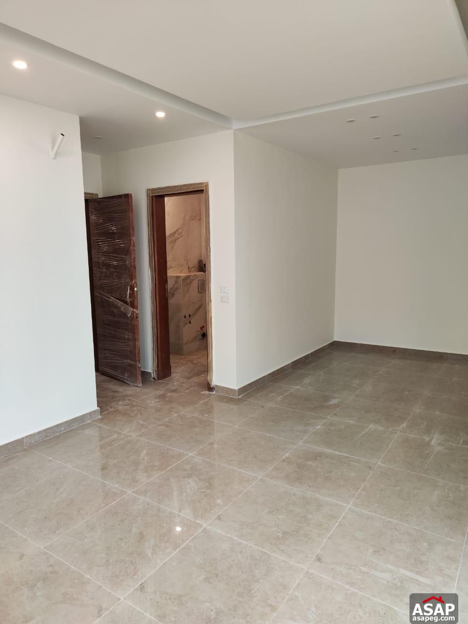 for Sale Apartment in Eastown Compound