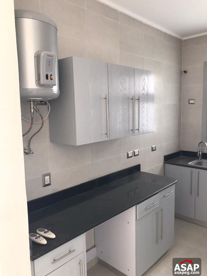 Studio for Rent in Village Gate Studio for Rent in Village Gate