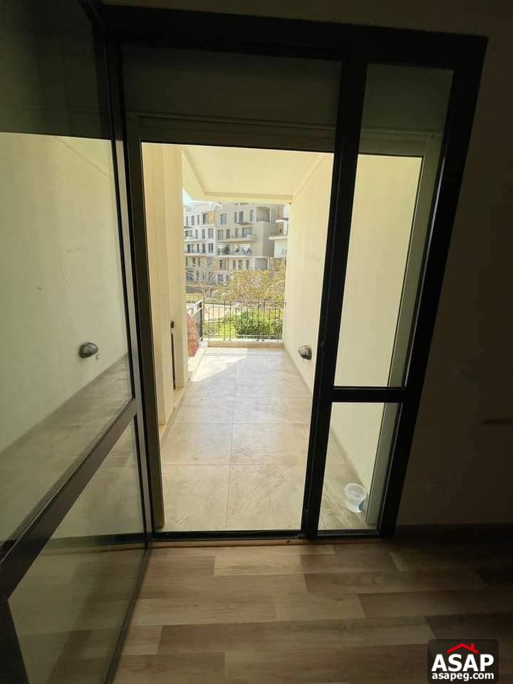 Duplex with Garden for Rent in Eastown Duplex with Garden for Rent in Eastown