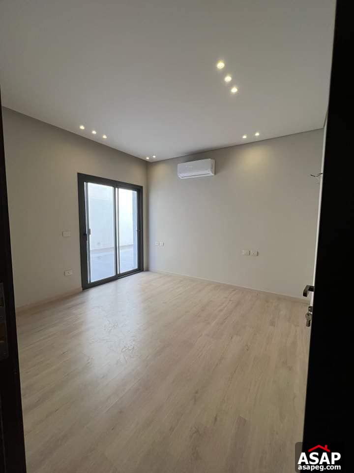 Ground Floor with Pool for Rent in Lake View Residence Ground Floor with Pool for Rent in Lake View Residence