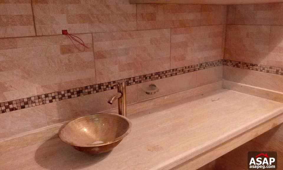 Duplex with Garden for Sale in Village Avenue Duplex with Garden for Sale in Village Avenue