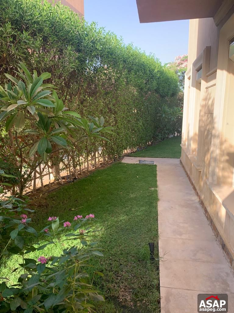 Town House for Rent in La Nouva Vista Compound Town House for Rent in La Nouva Vista Compound