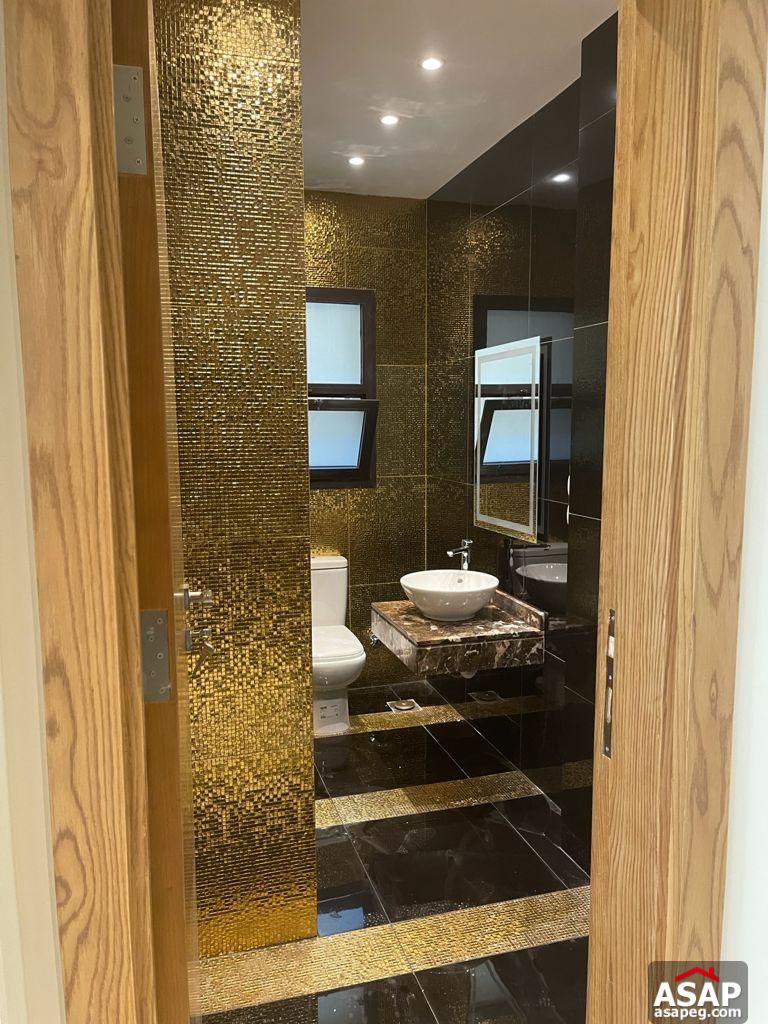 Semi Furnished Apartment for Rent in Eastown