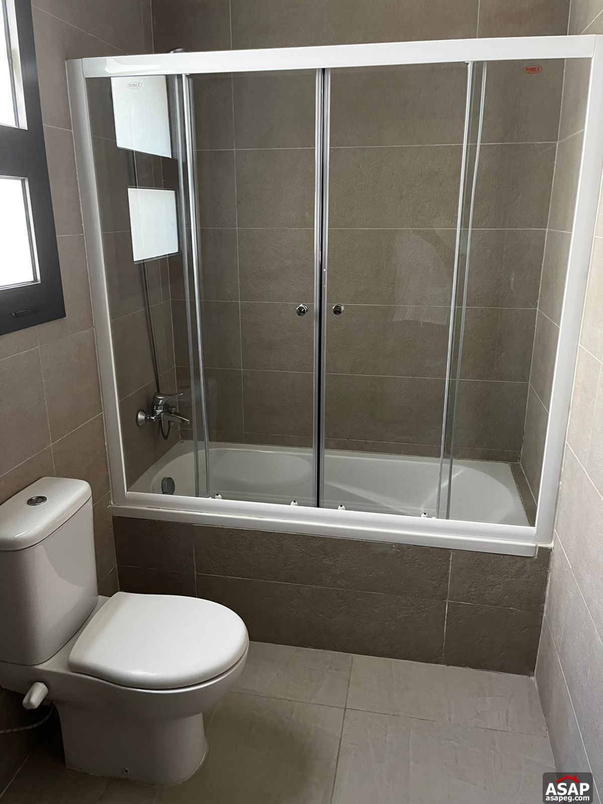 Fully Finished Penthouse for Rent in Fifth Square Compound Fully Finished Penthouse for Rent in Fifth Square Compound