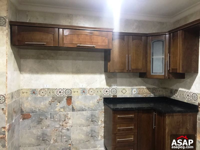 Apartment with Garden for Rent in Eastown Apartment with Garden for Rent in Eastown