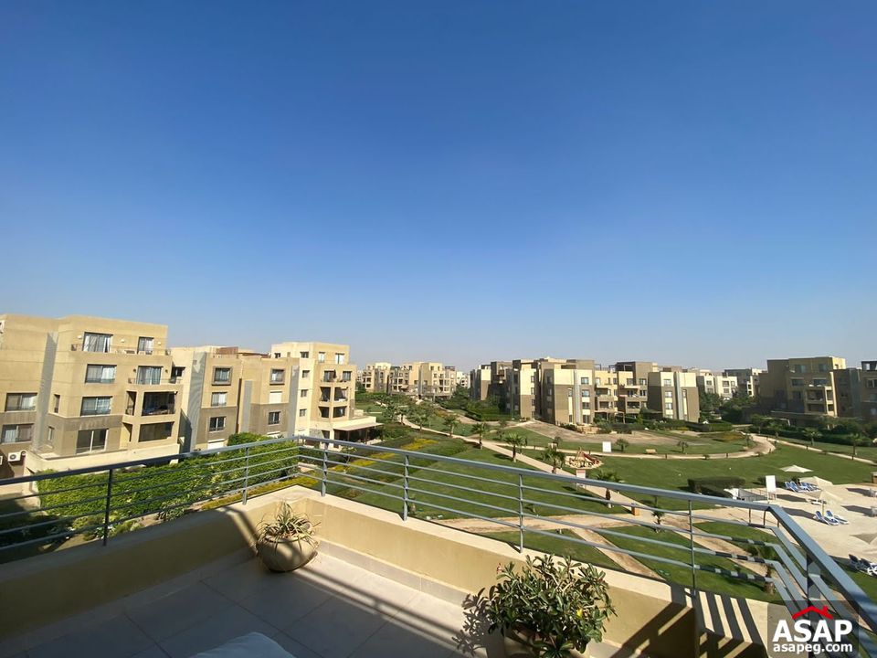 Apartment with Lake View for Rent in Palm Parks Apartment with Lake View for Rent in Palm Parks