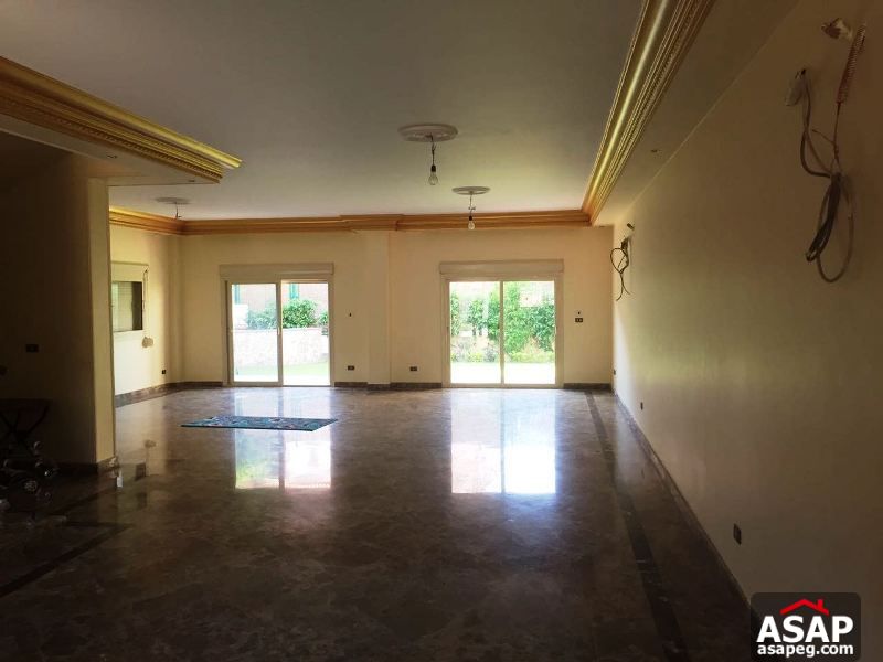 Villa for Rent in 6 October with a nice garden