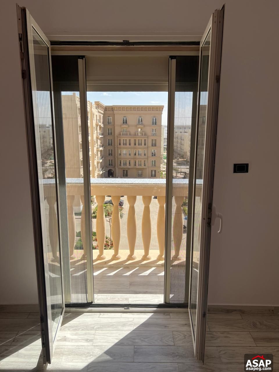 Apartment for Rent in Hyde Park Compound