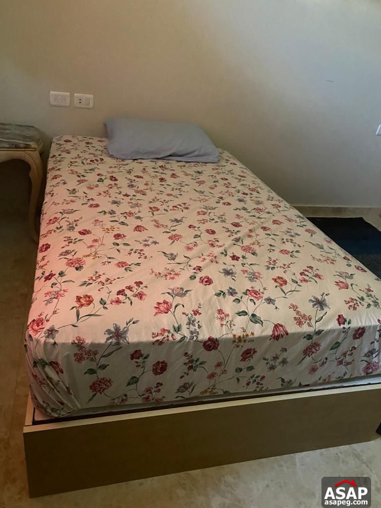 Semi Furnished Apartment for Rent in Eastown