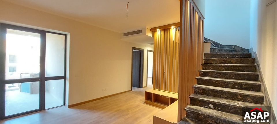 Triplex for Rent in Eastown Compound Triplex for Rent in Eastown Compound