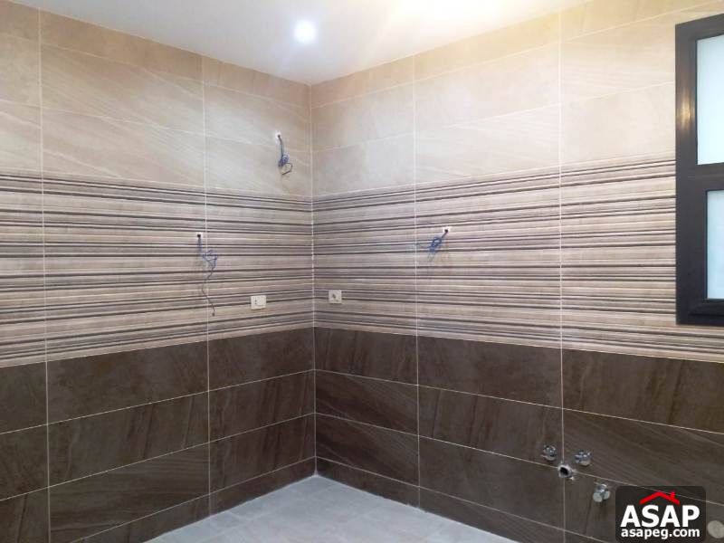 Apartment for Rent with Park View in Eastown