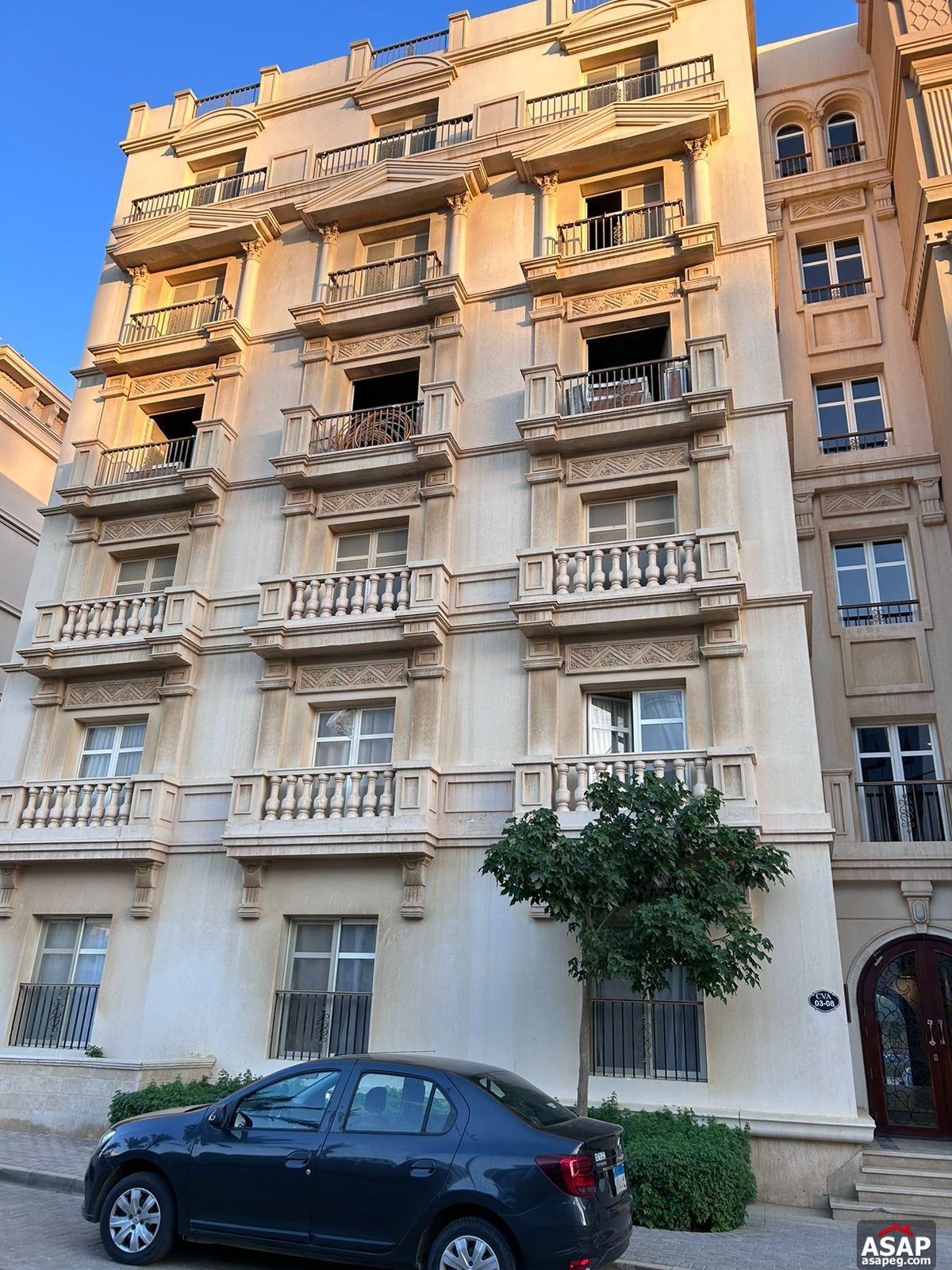 Apartment for Sale in Hyde Park Compound Apartment for Sale in Hyde Park Compound