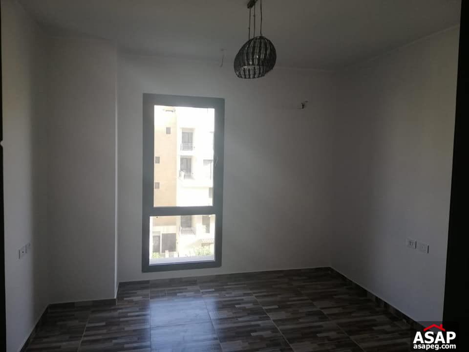 Duplex with Roof for Rent in Eastown