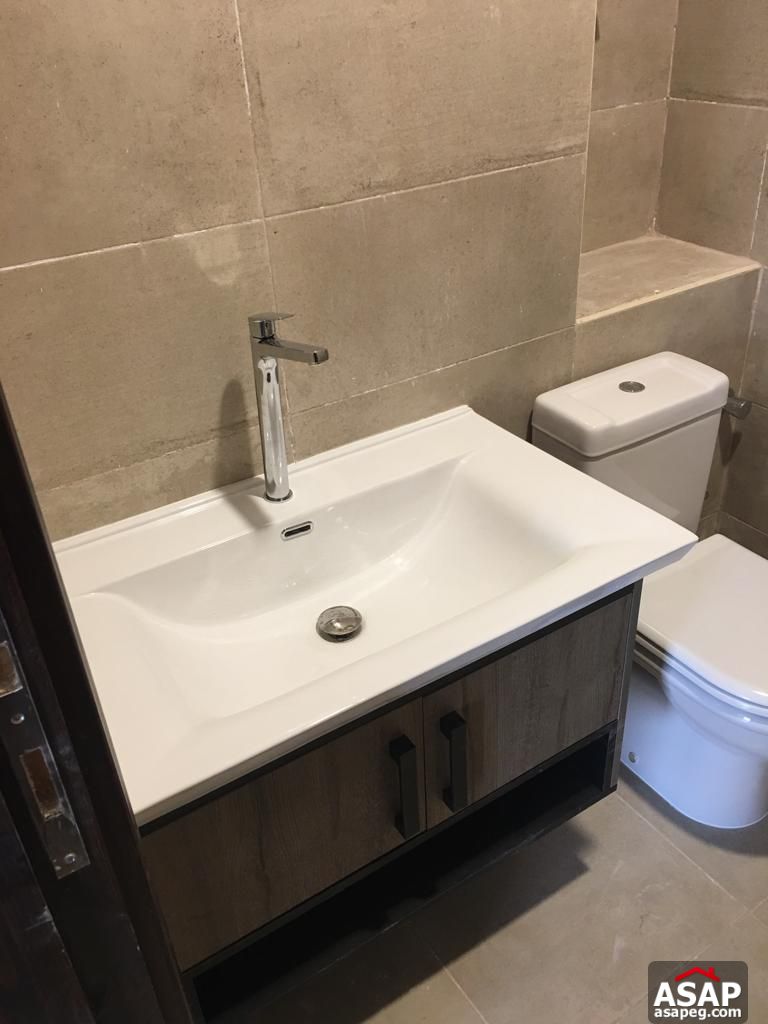 Semi Furnished Apartment in Eastown Sodic