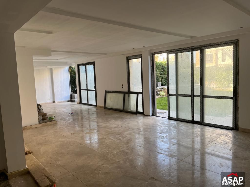 Duplex with Garden for Sale in Eastown Duplex with Garden for Sale in Eastown