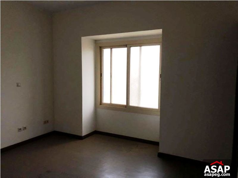 Stand Alone with Garden for Rent in Mivida