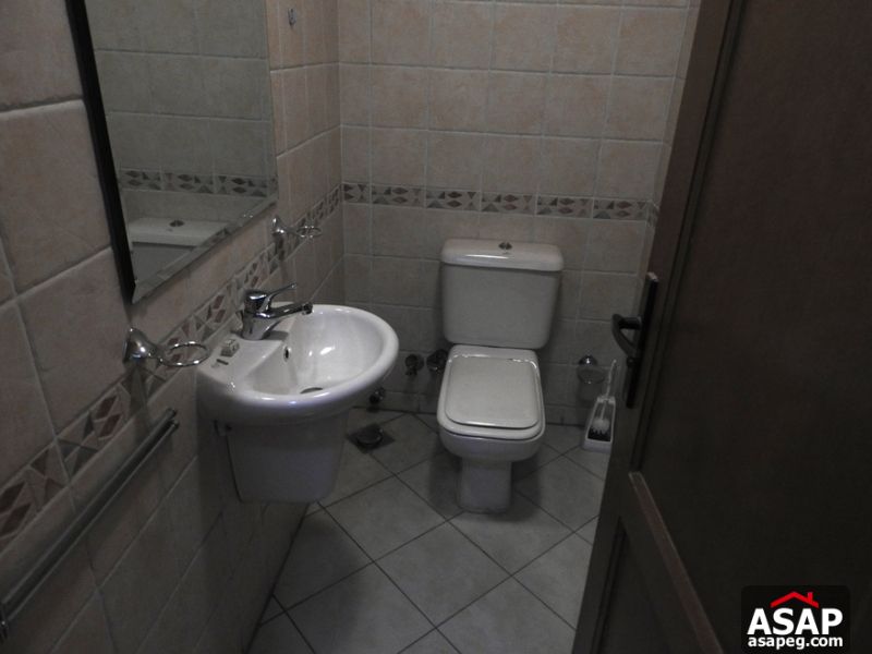 Apartment with Garden in Maadi for Rent