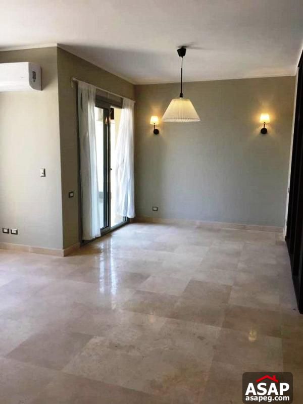 Apartment for Rent in Village Gate Compound