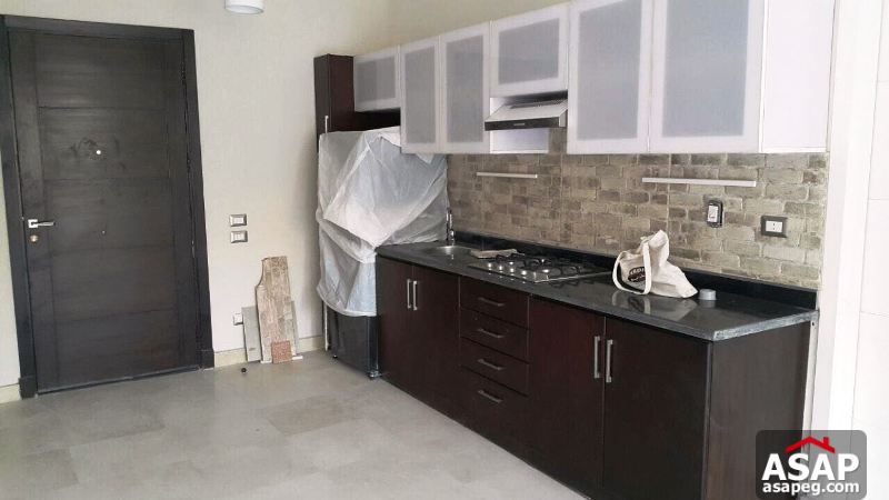 Studio with Private Garden in Village Gate for Rent Studio with Private Garden in Village Gate for Rent