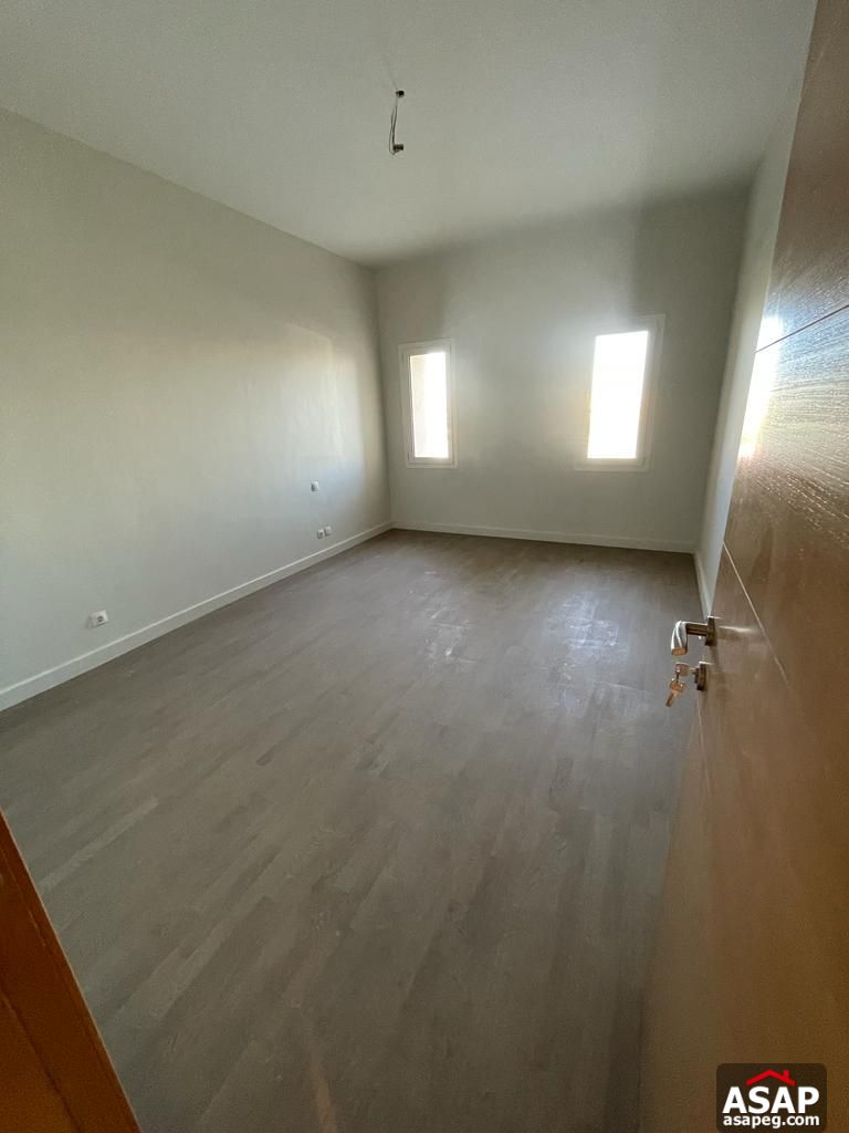 Apartment with Lake View for Rent in Mivida Compound