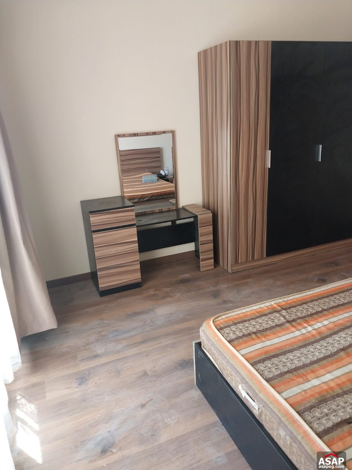 Furnished Apartment for Rent in 90 Avenue