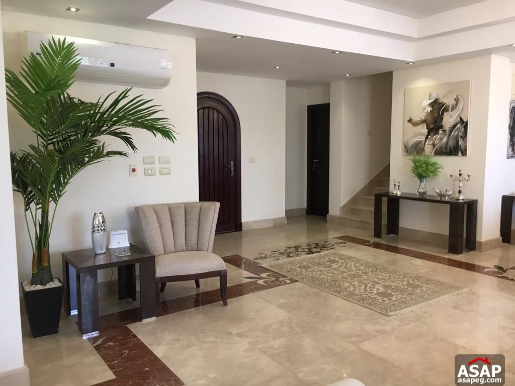 Furnished Villa for Sale in Hyde Park Furnished Villa for Sale in Hyde Park