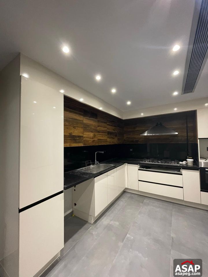 Ultra Modern Duplex for Rent in Eastown