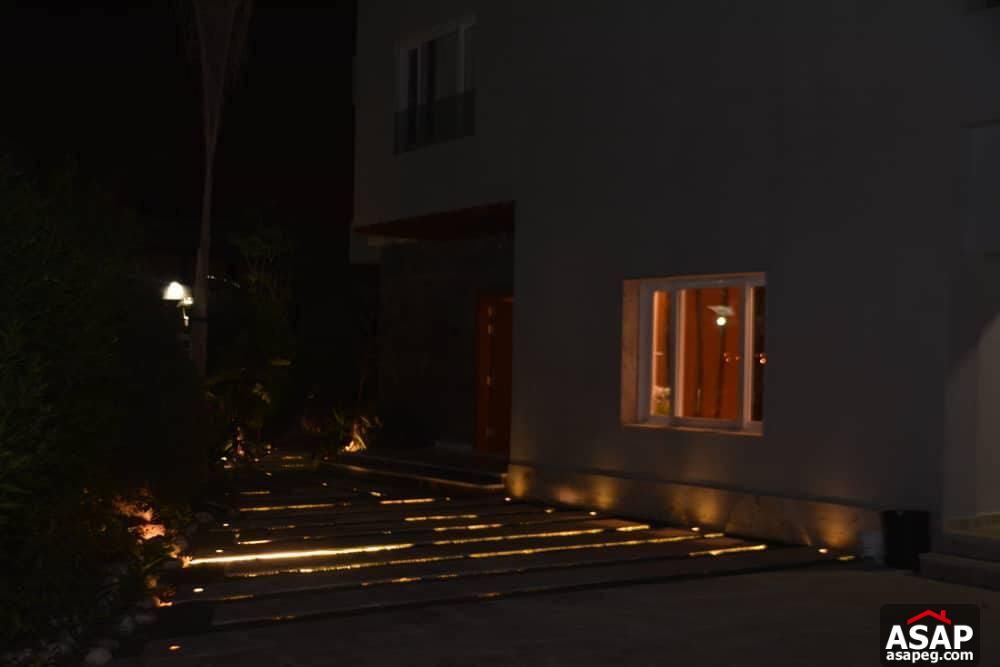 Stand Alone for Rent in Zayed Dunes