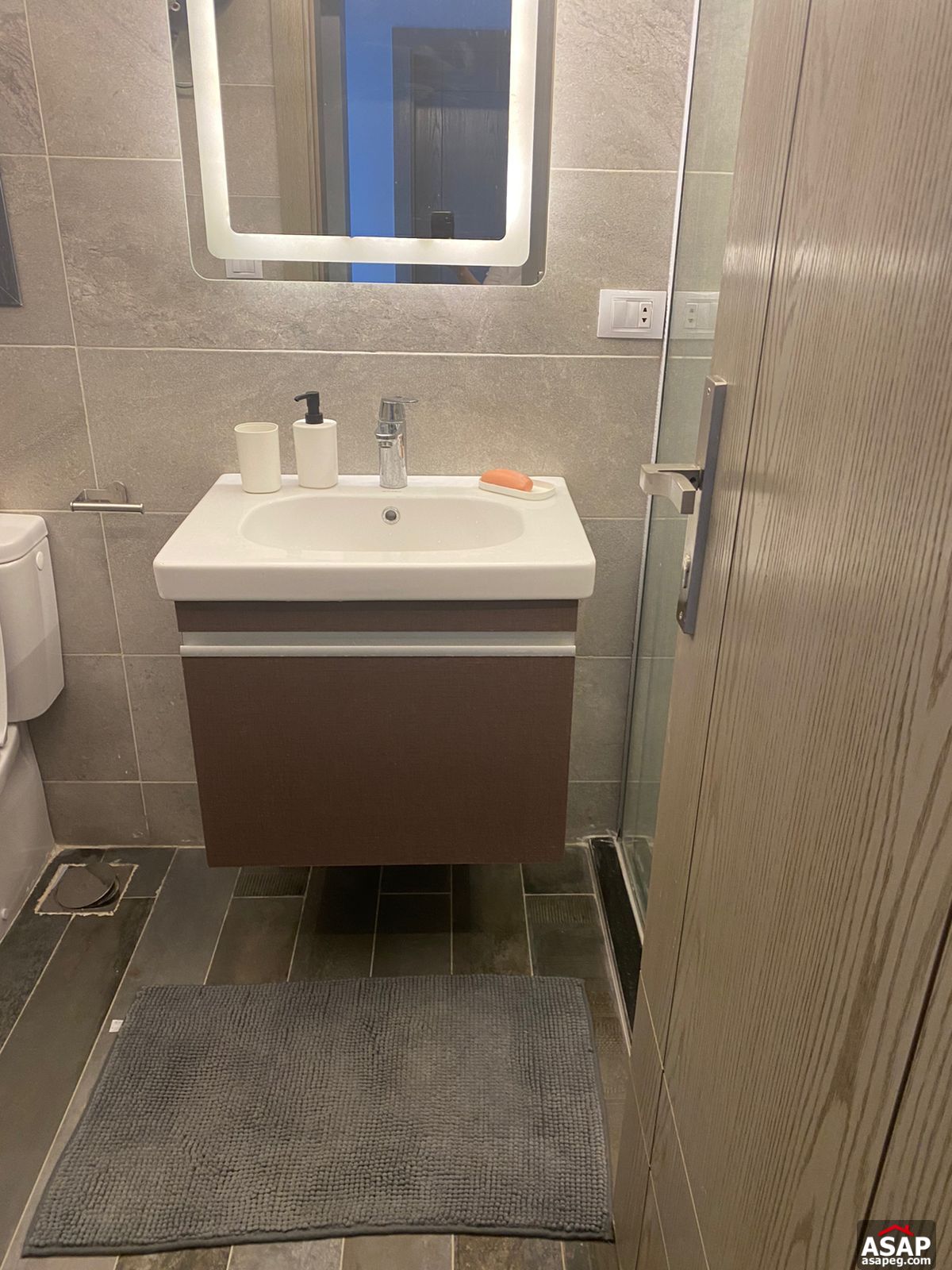 Furnished Apartment for Rent in Eastown Sodic