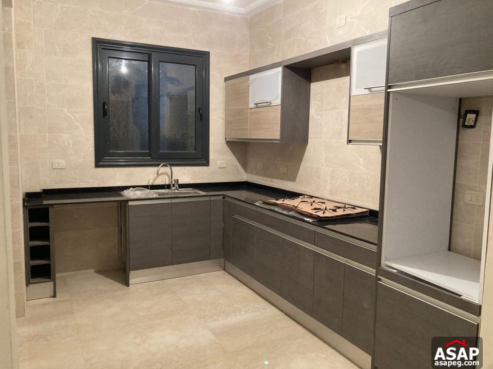 Apartment for Rent in Patio 7 Compound