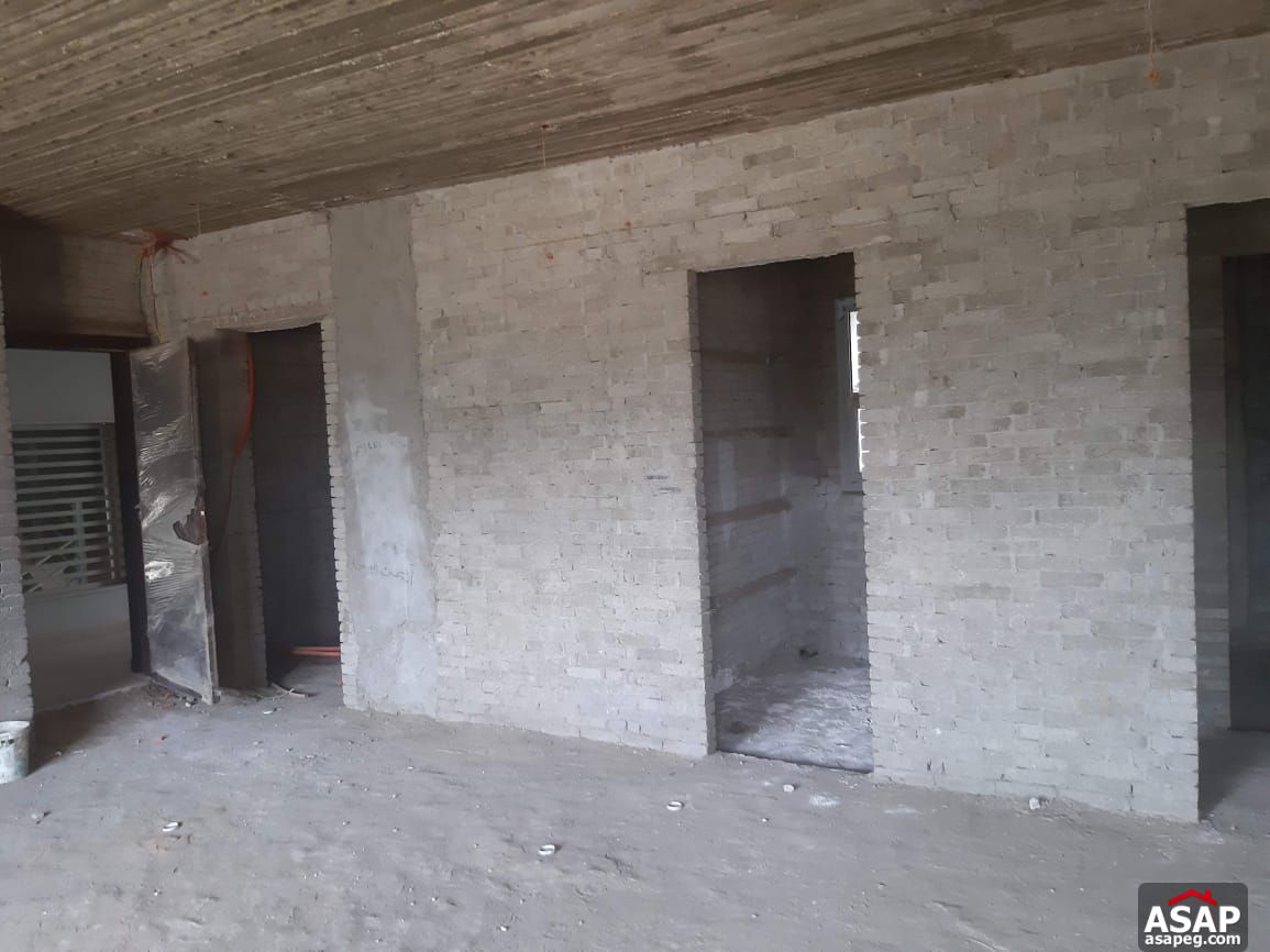 Apartment for Sale in Village Gate Palm Hills Apartment for Sale in Village Gate Palm Hills