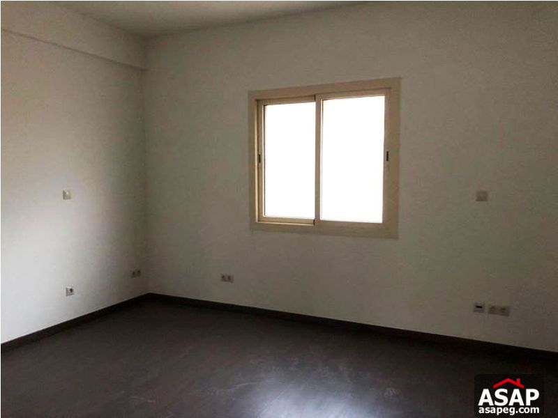 Stand Alone with Garden for Rent in Mivida