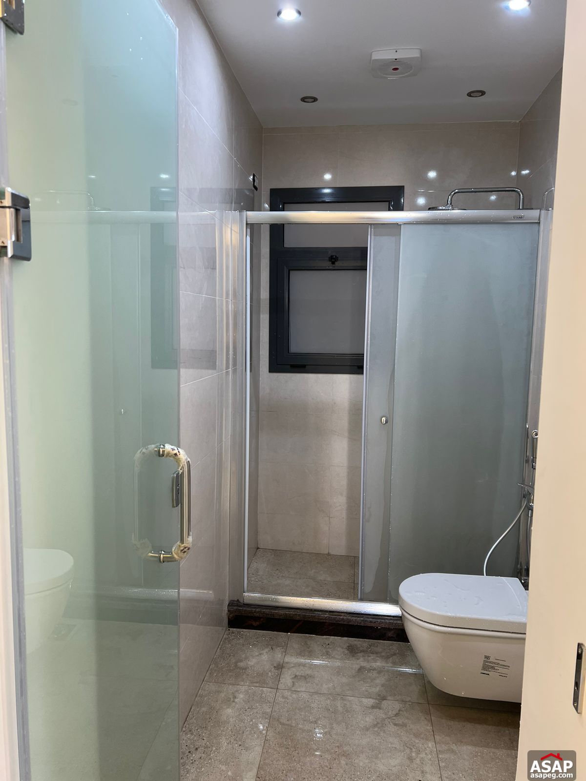 Semi Furnished Apartment for Rent in Eastown