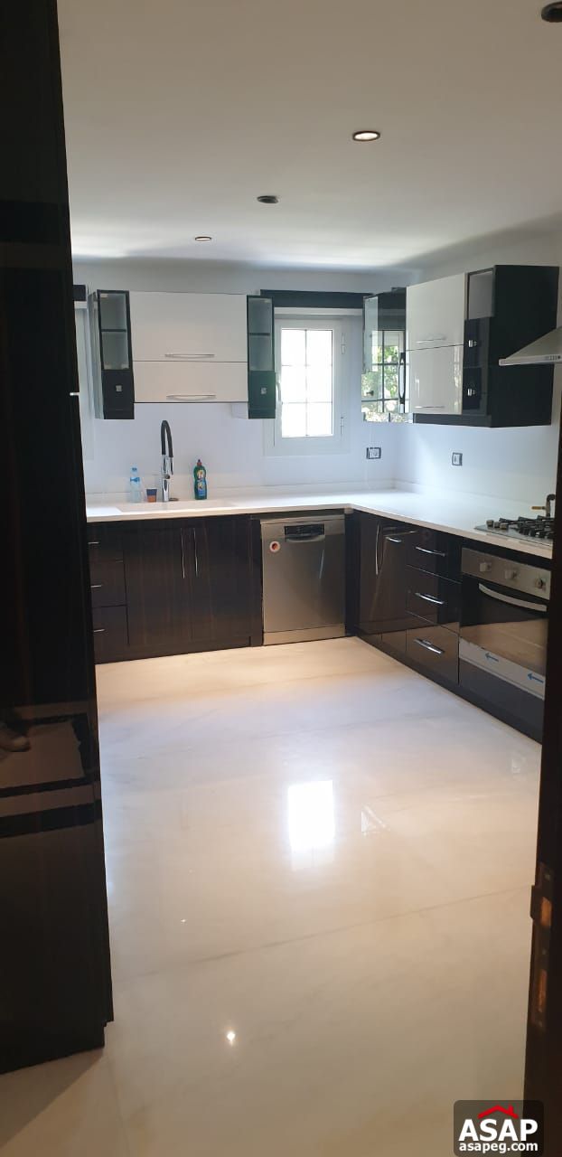 Finished Town House for Sale in Hyde Park Finished Town House for Sale in Hyde Park